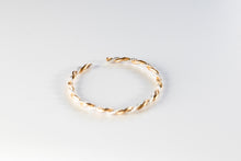 Load image into Gallery viewer, Amora Cuff