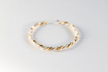 Load image into Gallery viewer, Amora Cuff