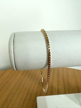 Load image into Gallery viewer, Gold Filled Box Chain Bracelet
