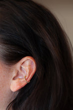 Load image into Gallery viewer, Ashlee Ear Cuff
