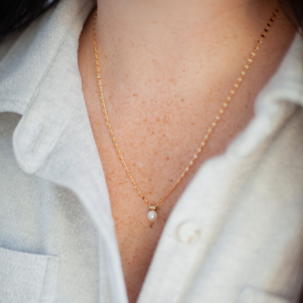 Reece Necklace (with Pearl Pendant)