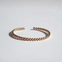Statement Ashlee Cuff