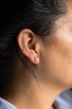 Load image into Gallery viewer, Landry Earrings

